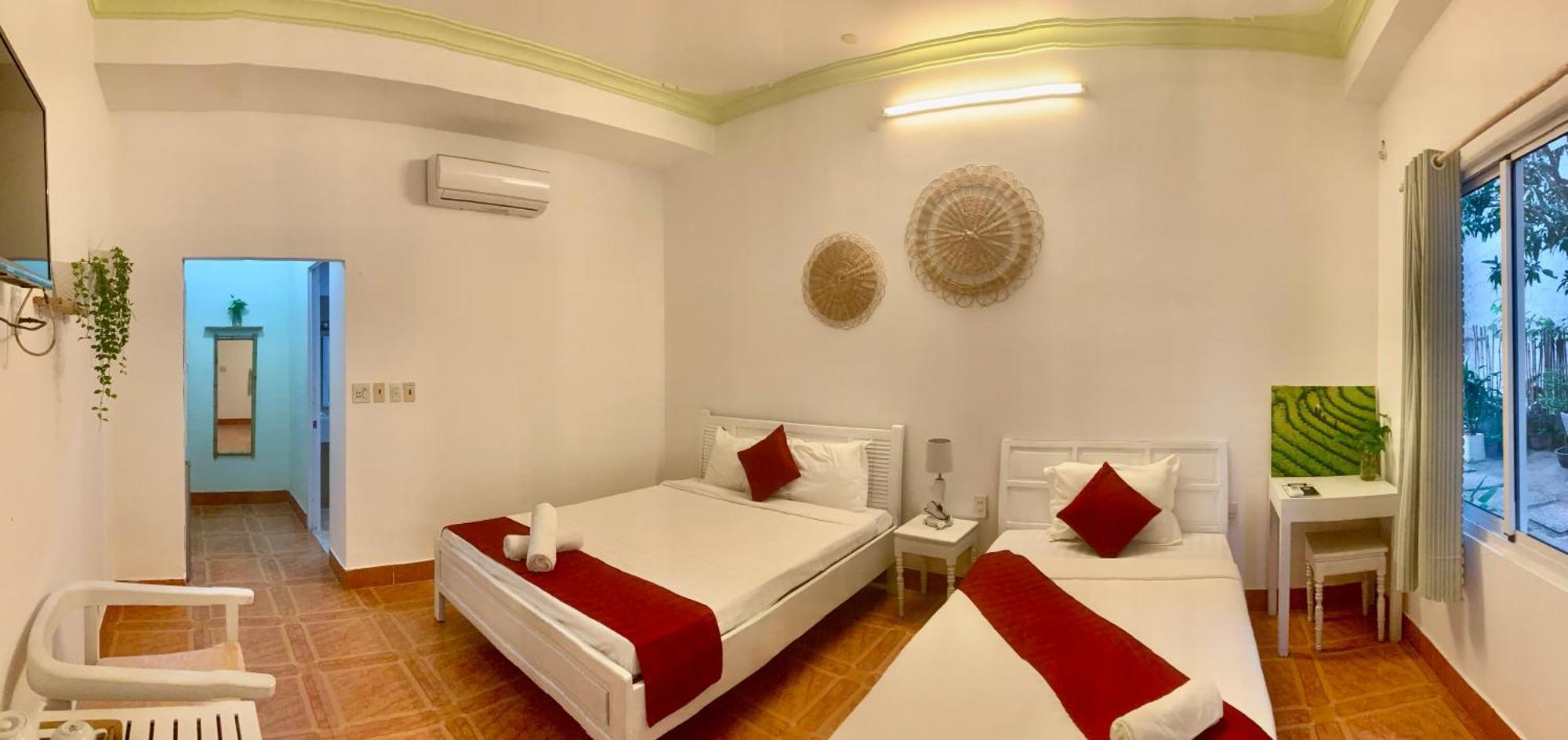 Hotel A L Y S S A Seaside Muine Mui Ne Exterior foto
